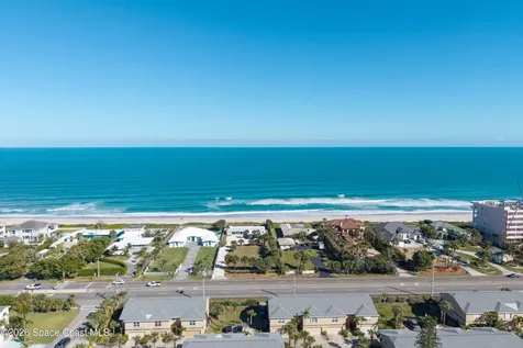 2230 Sunset Avenue Indialantic FL 32903