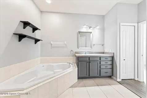 552 Wedge Court SE Palm Bay FL 32909