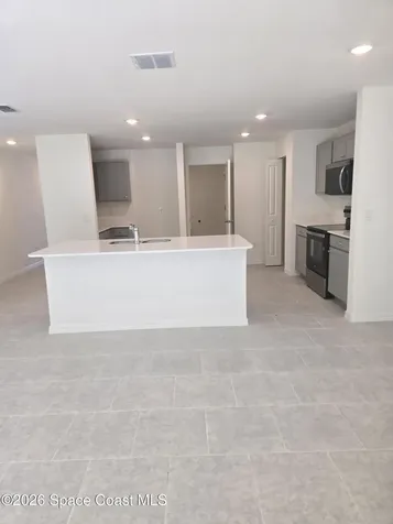 941 SW Richmond Circle SW Palm Bay FL 32908