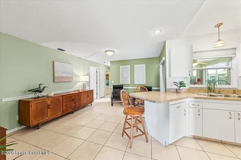 203 Twin Lakes Road Melbourne FL 32901