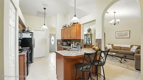 196 Delia Avenue NW Palm Bay FL 32907