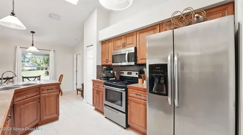 196 Delia Avenue NW Palm Bay FL 32907