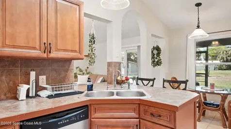 196 Delia Avenue NW Palm Bay FL 32907