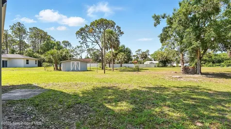 196 Delia Avenue NW Palm Bay FL 32907