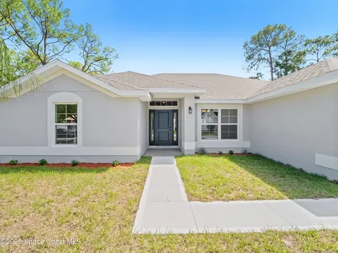 460 Wellwood Street SW Palm Bay FL 32908