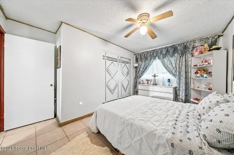 247 Cambridge Lane Melbourne FL 32935