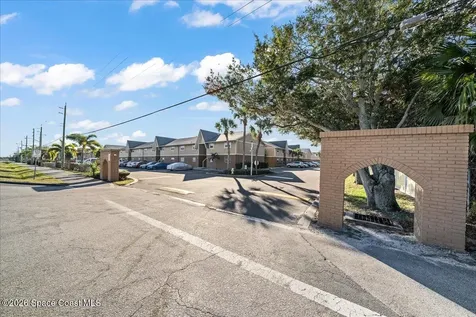 247 Cambridge Lane Melbourne FL 32935