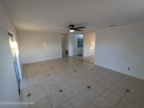 2368 Lakeview Drive Melbourne FL 32935