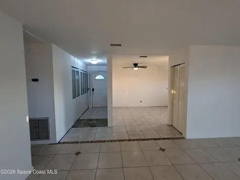 2368 Lakeview Drive Melbourne FL 32935