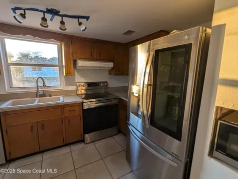2368 Lakeview Drive Melbourne FL 32935