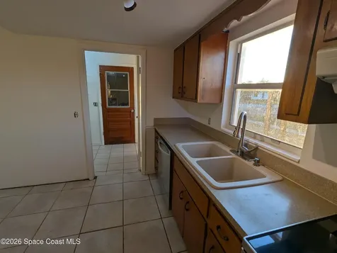2368 Lakeview Drive Melbourne FL 32935