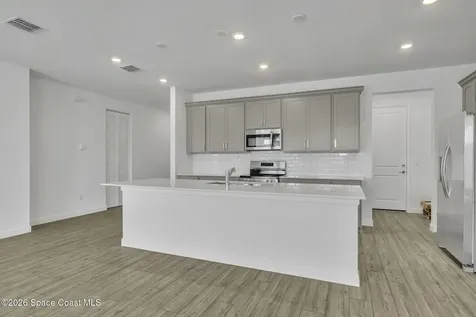 1852 Marigold Trail NW Palm Bay FL 32907