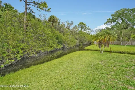 670 Kings Way Merritt Island FL 32953