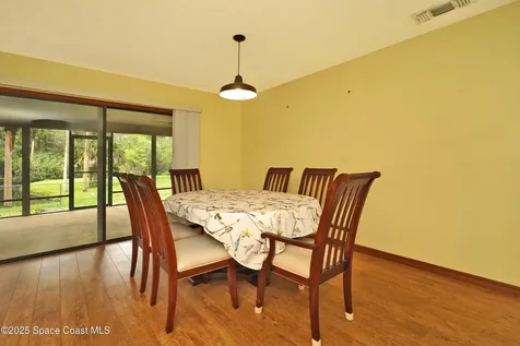 670 Kings Way Merritt Island FL 32953
