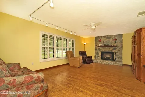670 Kings Way Merritt Island FL 32953