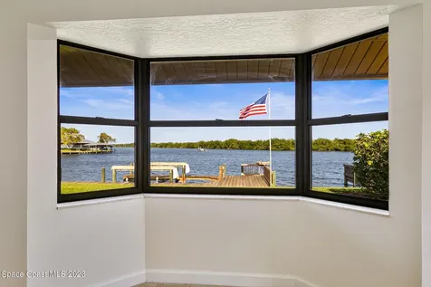 2100 Leeward Lane Merritt Island FL 32953