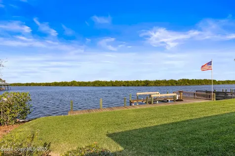 2100 Leeward Lane Merritt Island FL 32953