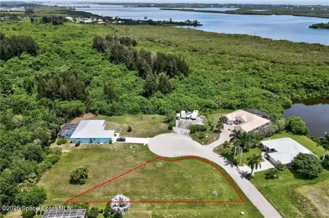 7465 32nd Court Vero Beach FL 32967