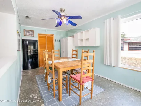 211 Avenida De Paz Indialantic FL 32903