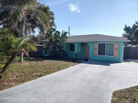 211 Avenida De Paz Indialantic FL 32903