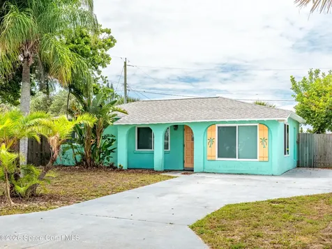 211 Avenida De Paz Indialantic FL 32903