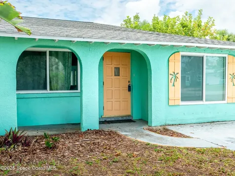 211 Avenida De Paz Indialantic FL 32903