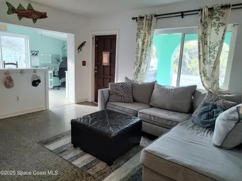 211 Avenida De Paz Indialantic FL 32903