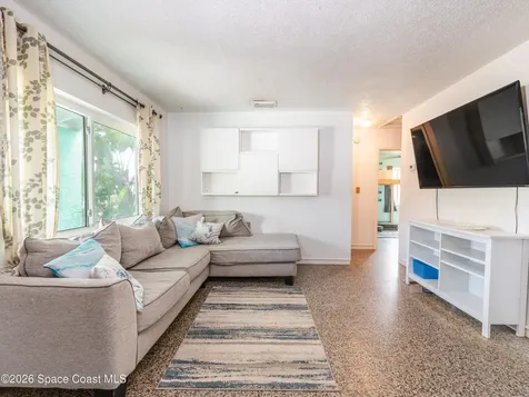211 Avenida De Paz Indialantic FL 32903
