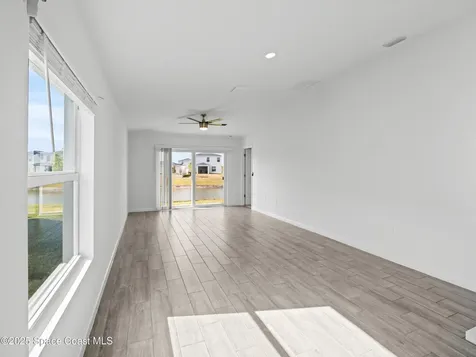 1668 Colebrook Circle SW Palm Bay FL 32908