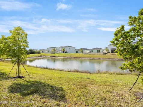 1668 Colebrook Circle SW Palm Bay FL 32908