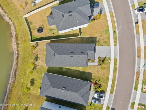 1668 Colebrook Circle SW Palm Bay FL 32908