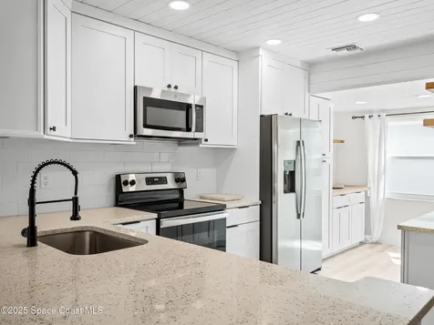 290 Paradise Boulevard Indialantic FL 32903