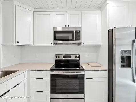 290 Paradise Boulevard Indialantic FL 32903