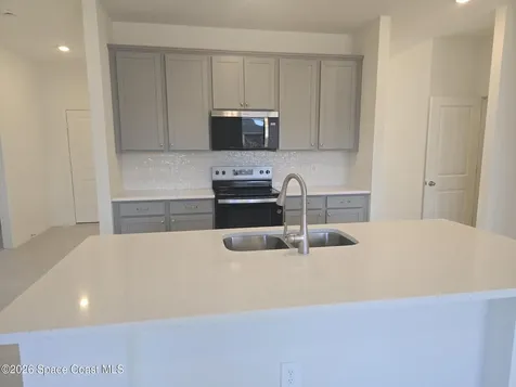 1427 Higbee Street SE Palm Bay FL 32909