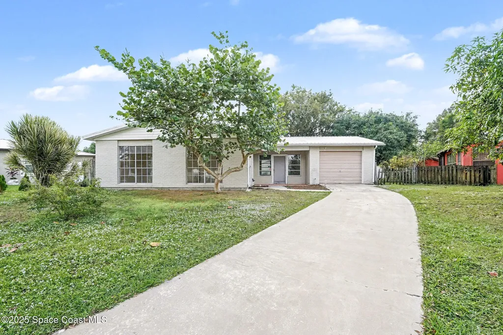 676 Thomas Jefferson Lane Melbourne FL 32904