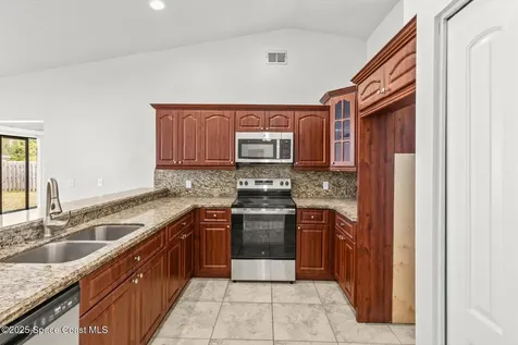 2671 SW Union Terrace Port St. Lucie FL 34953