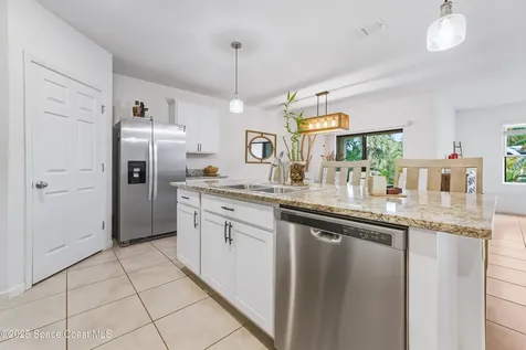 7339 Tourmaline Drive Grant-valkaria FL 32949