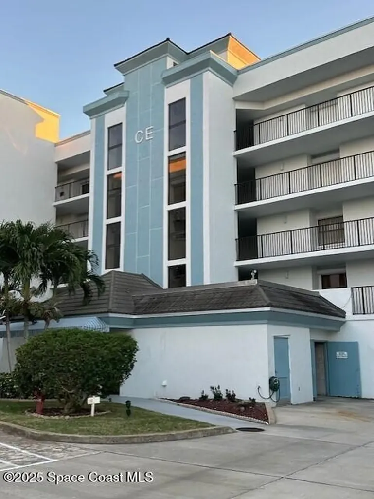 3611 S Banana River Boulevard Cocoa Beach FL 32931
