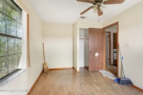 1651 Jacobin Street NW Palm Bay FL 32907