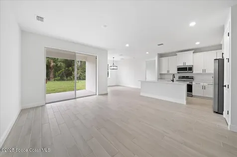 2139 Sans Souci Avenue SE Palm Bay FL 32909