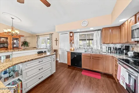 418 Charlotta Avenue SE Palm Bay FL 32909