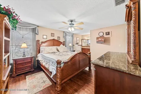 418 Charlotta Avenue SE Palm Bay FL 32909