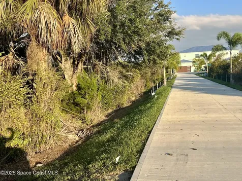 3660 S Courtenay Parkway Merritt Island FL 32952