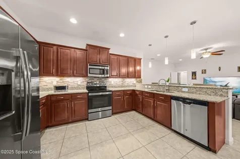 467 Easton Forest Circle SE Palm Bay FL 32909