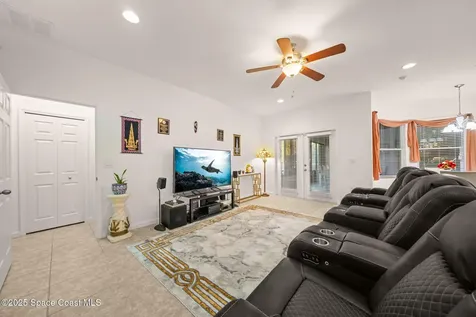 467 Easton Forest Circle SE Palm Bay FL 32909