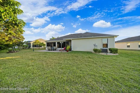 467 Easton Forest Circle SE Palm Bay FL 32909