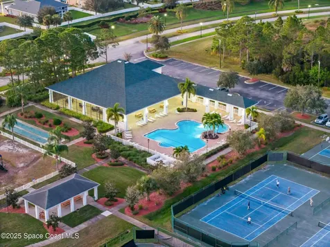 467 Easton Forest Circle SE Palm Bay FL 32909