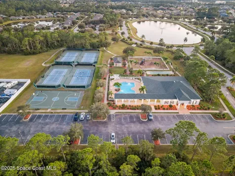 467 Easton Forest Circle SE Palm Bay FL 32909