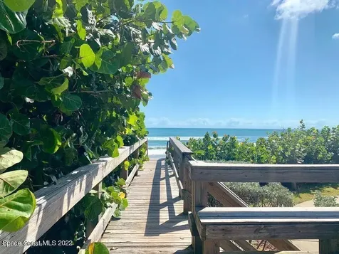 3237 Sea Oats Circle Melbourne Beach FL 32951
