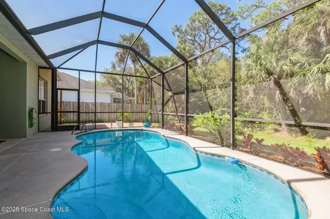 8018 Kingswood Way Melbourne FL 32940